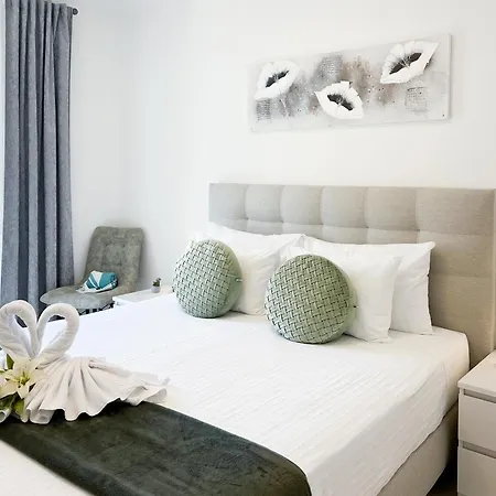 Rocha Justar Apartment *