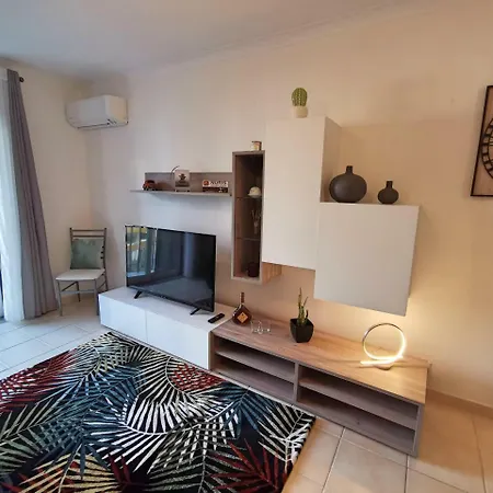 Apartment Rocha Justar