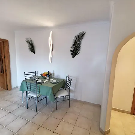 Rocha Justar Apartment